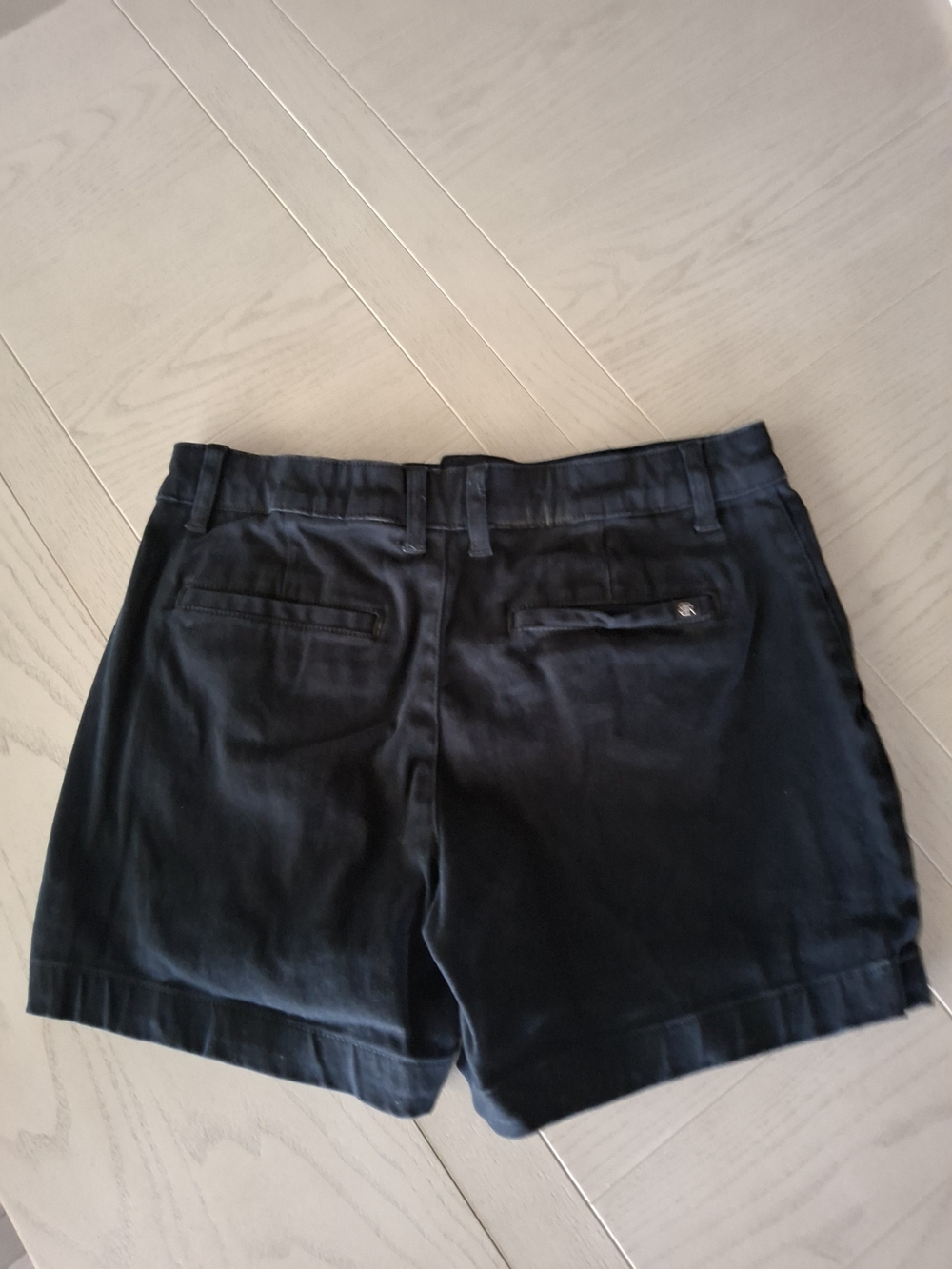 Banana Republic Navy Blue Tailored Women's Shorts - Picture 2 of 3